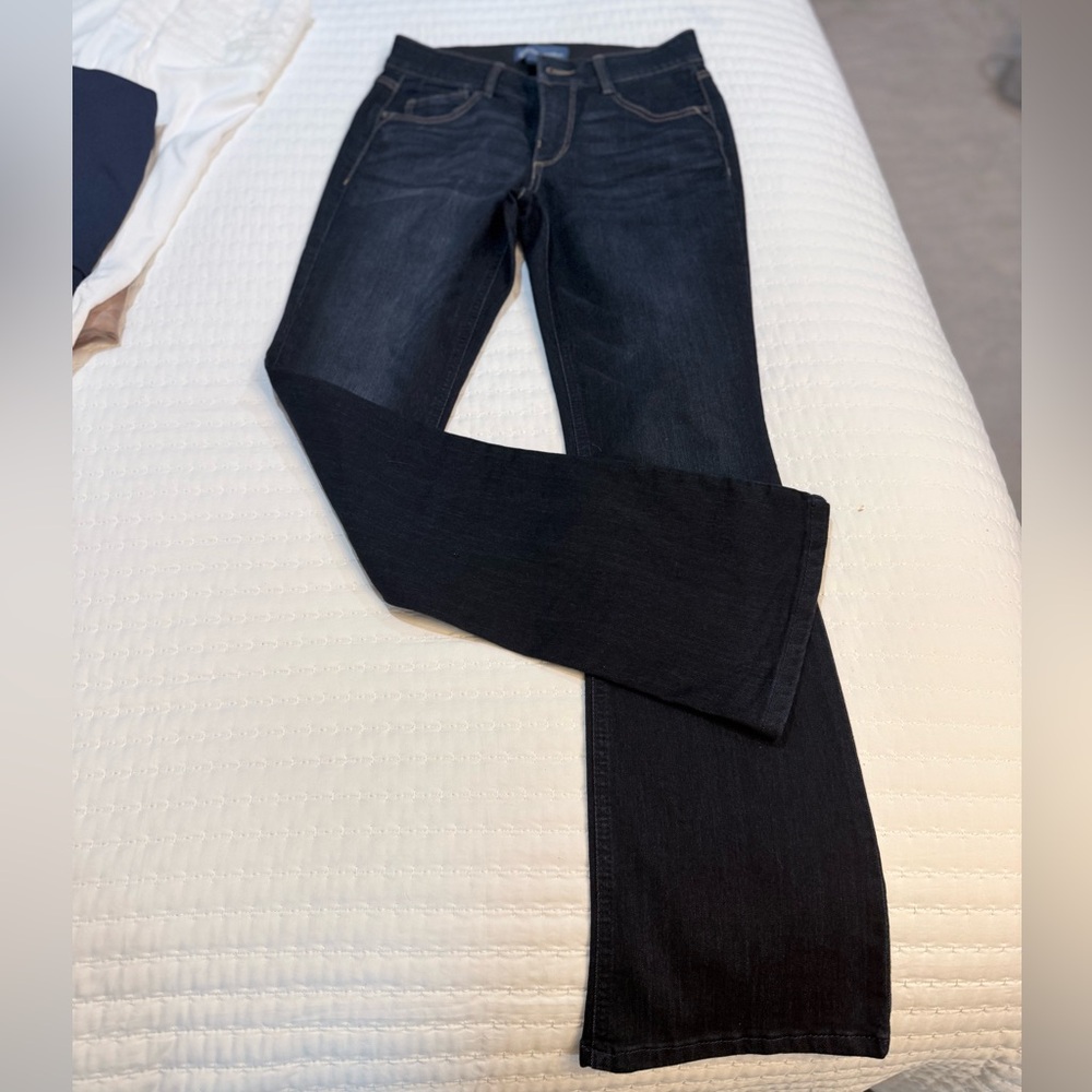 Democracy Women's Indigo  Mini Boot Cut Jeans Size 4